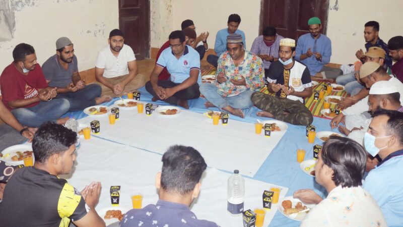 বরিশাল মহানগর ছাত্রলীগের সাবেক সদস্য আদনান হোসেন অনি’র উদ্যোগে ইফতার ও দোয়া মাহফিল অনুষ্ঠিত হয়।