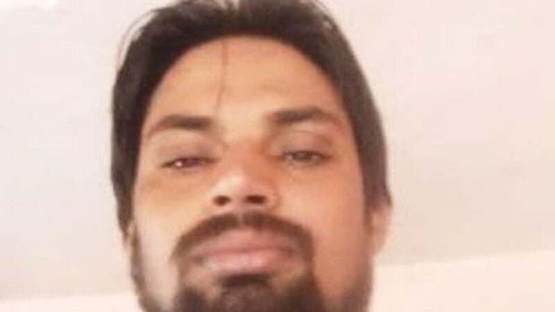 ভারতীয় যুবকের মরদেহ ভোলার হোটেলে