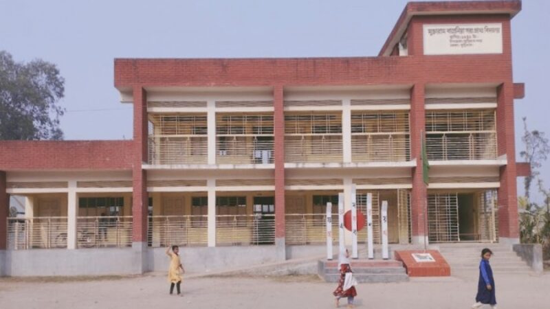 ৩৬ প্রাথমিক বিদ্যালয়ে নে‍ই প্রধান শিক্ষক বানারীপাড়ার