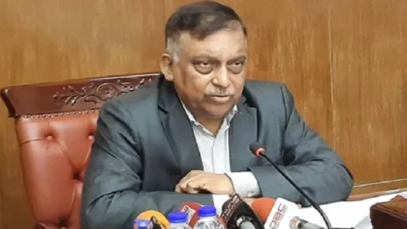 চাঁদা নিলেই মামলা যত্রতত্র গাড়ি থামিয়ে স্বরাষ্ট্রমন্ত্রী আসাদুজ্জামান খান কামাল।