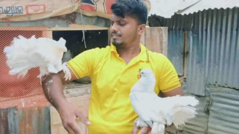 স্ত্রীর গয়না বন্ধক রেখে ঘুরে দাড়াঁনোর চেষ্টায় অদম্য যুবক