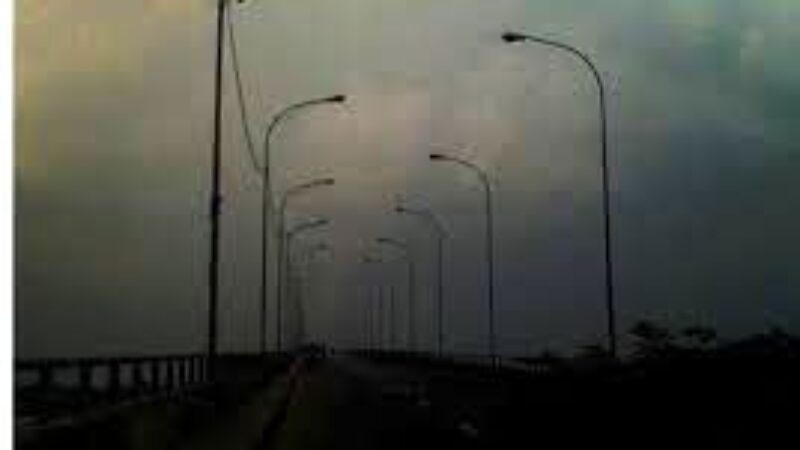 রাতের দপদপিয়া সেতু অপরাধের স্বর্গরাজ্য