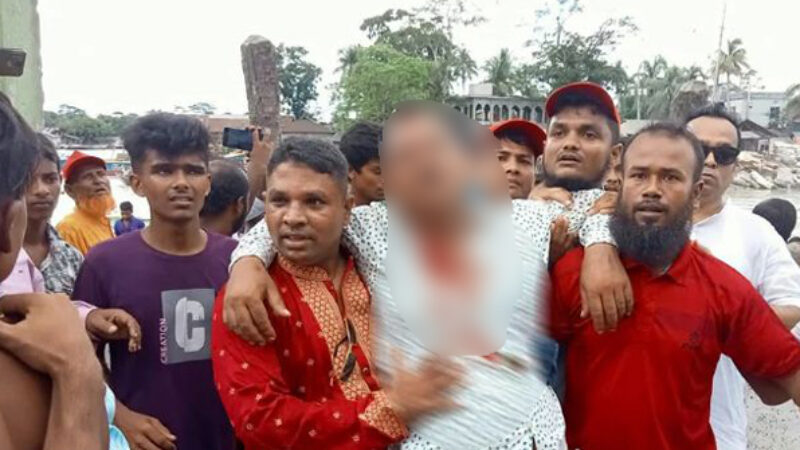 বিএনপি’র বিক্ষোভে হামলার অভিযোগ, আহত ২৫ পিরোজপুরে