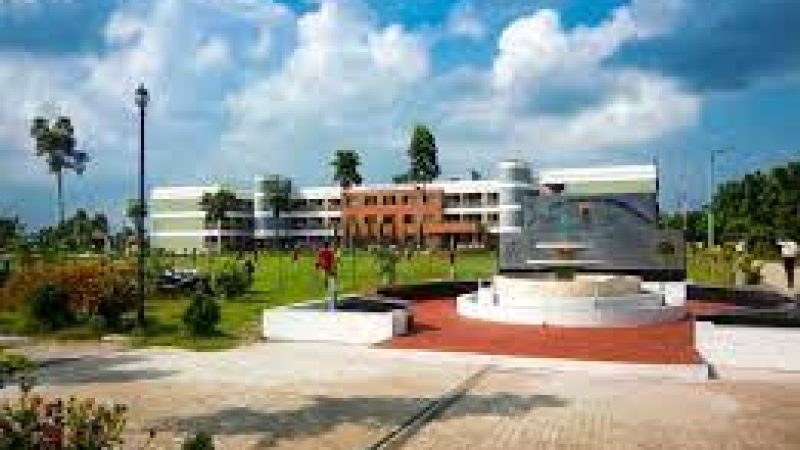 শিক্ষার্থীর মরদেহ উদ্ধার ময়মনসিংহে নটরডেম কলেজের