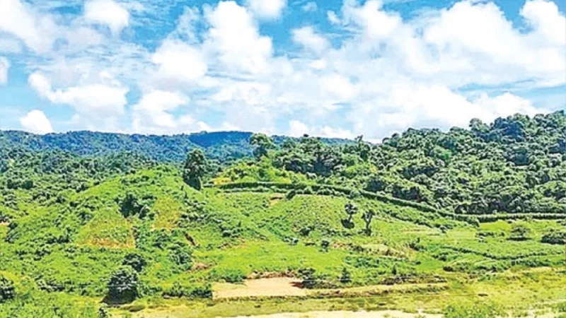 অনুপ্রবেশের অপেক্ষায় মিয়ানমারের ৪০০ চাকমা ঘুমধুম সীমান্তে