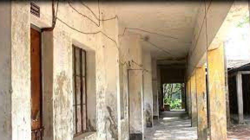 মাদক ব্যবসায়ীদের হুমকিতে খুলে ফেলা হলো স্কুলের সিসি ক্যামেরা বরিশালে