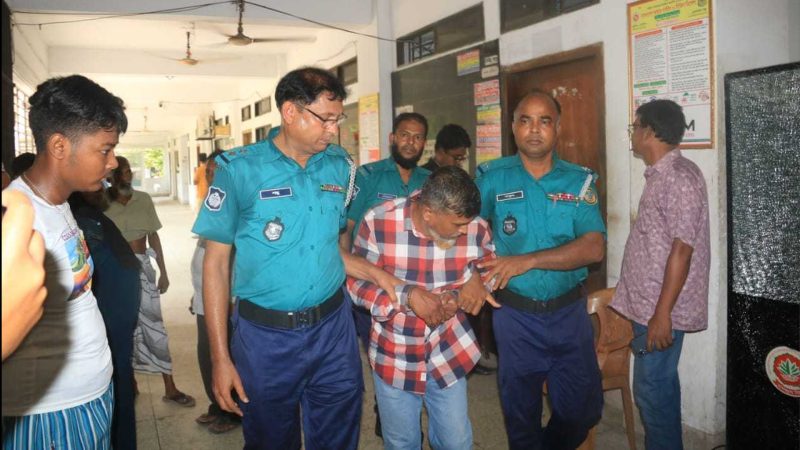 স্ত্রীর মর্যাদা না দেয়ায় তরুণীকে ধর্মান্তরিত করে বিয়ে স্বামী জেলহাজতে