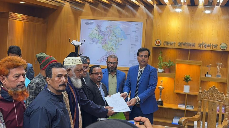 বরিশাল ০২ আসনের এর মনোনয়ন ফরম দাখিল করেন এনপিপির প্রেসিডিয়াম সদস্য মোঃ সাহেব আলী হাওলাদার রনি