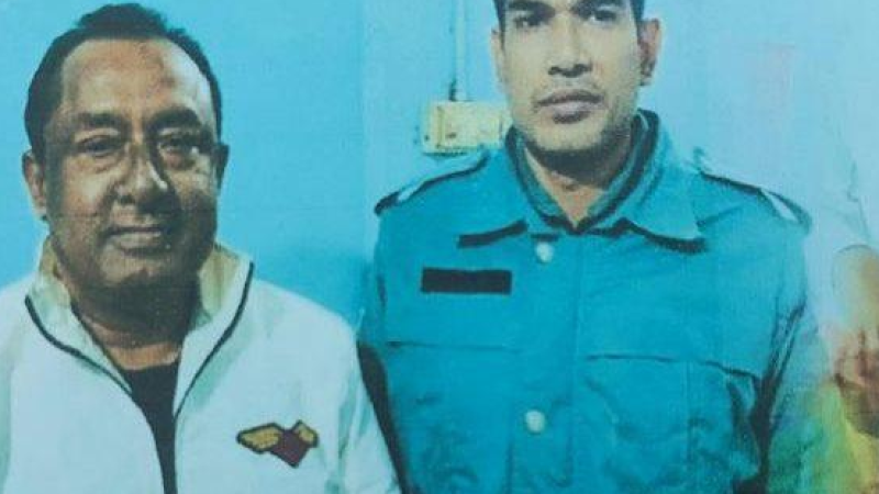চাকরিতে বহাল আ.লীগ নেতা বরিশালে দেড় মাস জেলে থেকেও
